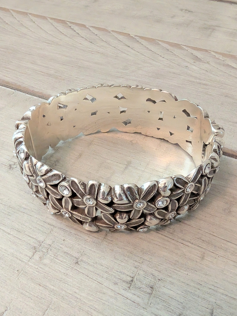 Brighton Wild Flowers Hinged Bangle